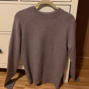 New with tags! Mauve Denver Hayes sweater.